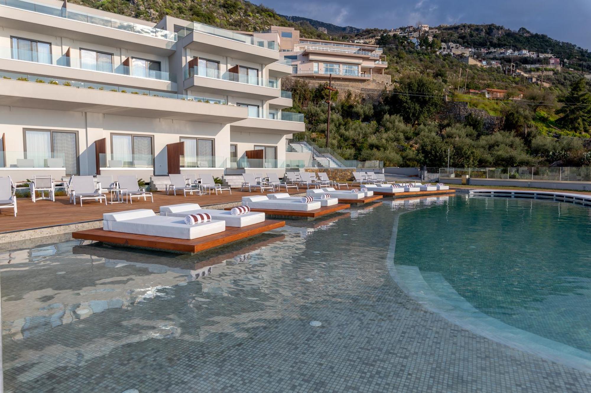 Messinian Icon Hotel & Suites Calamata Exterior foto